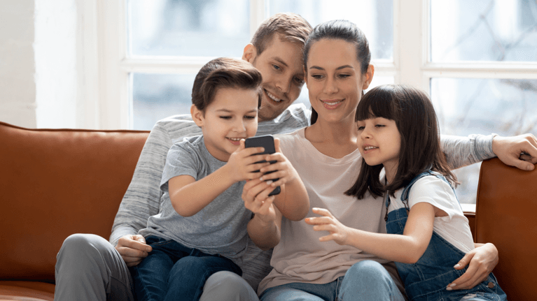 6 Ways An Affordable, Flexible Mobile Plan Can Benefit Your Family