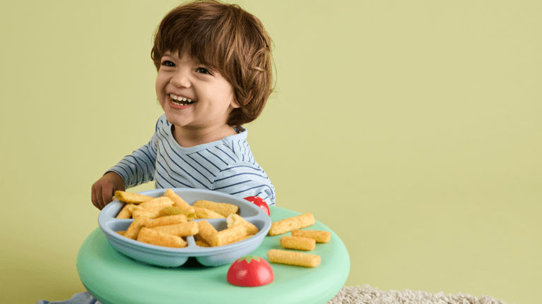 How Milestones and Motor Skills Affect Feeding Your Baby and Toddler