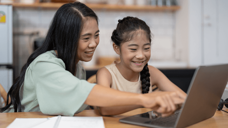 Expert Tips to Manage Back-To-School Spending