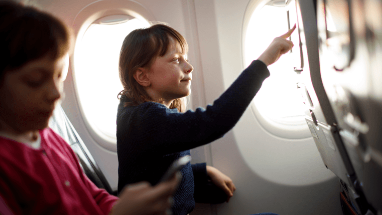 Make Flying With Kids Easier With Free Snacks and More Parent Perks
