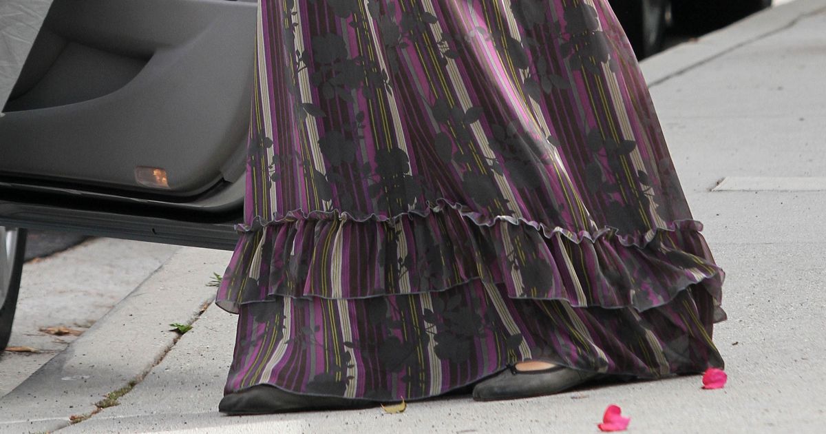 Bump watch Graceful Selma Blair! Today's Parent