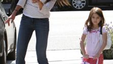 Katie Holmes & Suri Cruise strolling with doll (cute!)