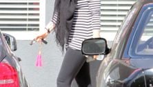 Bump watch: Hilary Duff stays fit & chic in stripes