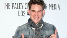 James Durbin exits American Idol stage (wah!)