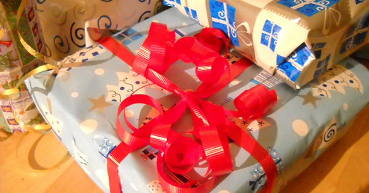 Setting limits on giftgiving Today's Parent