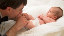 5 things moms can do to help build a good father
