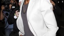 Seal's still wearing his wedding band