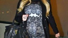 A very pregnant Jessica Simpson chats with Ellen Degeneres (funny!)