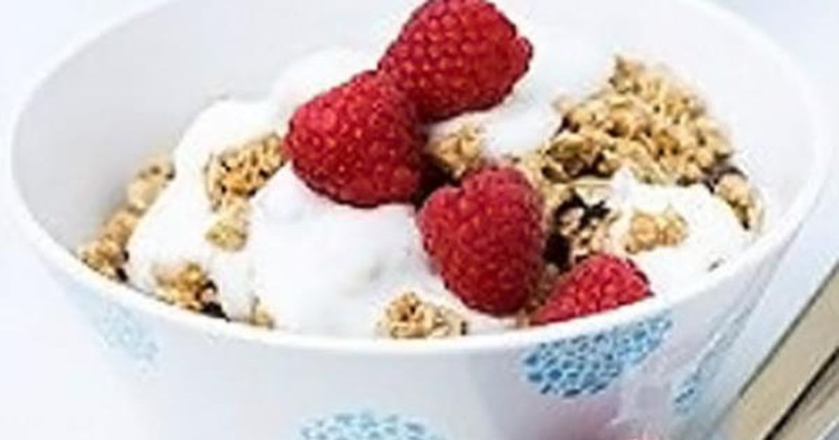 Baked homemade granola - Today's Parent