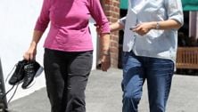 Jennifer Garner takes Mom out for pre-Mother's Day treat!