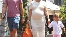 Kourtney Kardashian (due any day now?) and her family