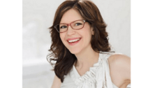 Lisa Loeb welcomes her second child