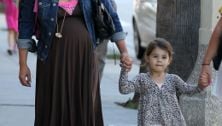 Pregnant Sarah Michelle Gellar out and about with her daughter