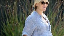 Reese Witherspoon: Due any day & looking fabulous!