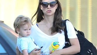 Natalie Portman and baby Aleph: PHOTO