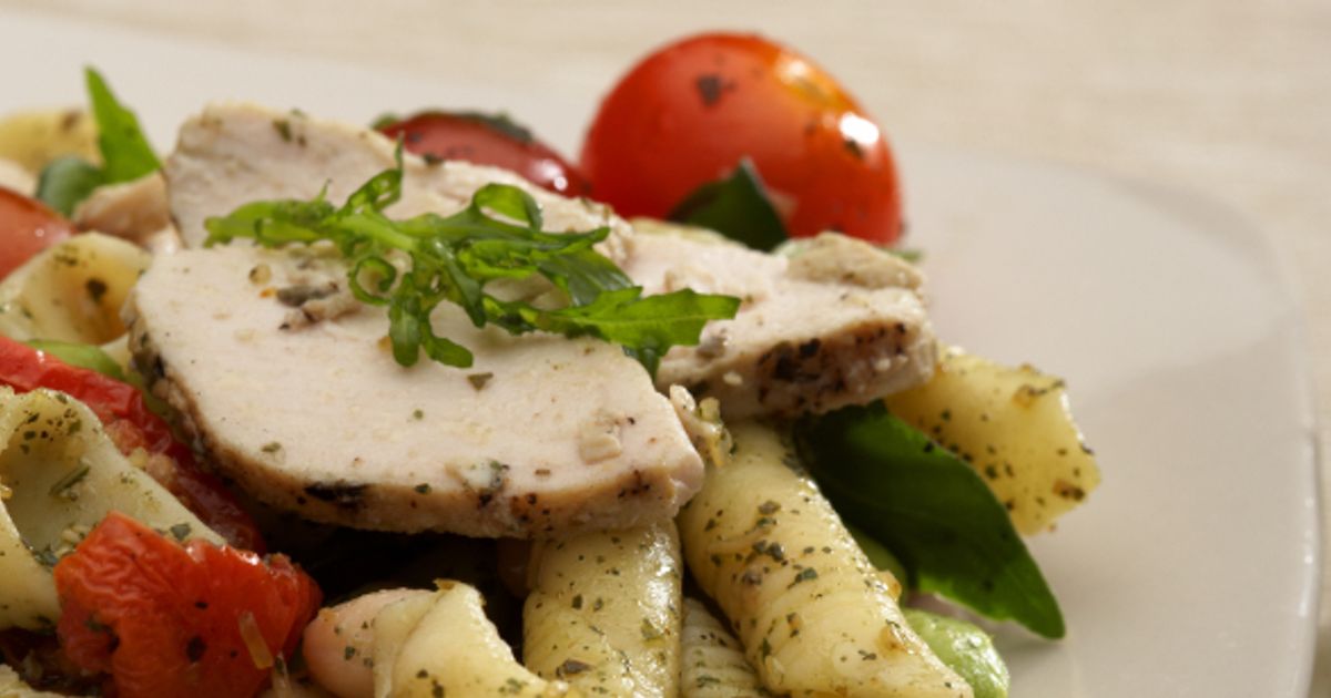 Chicken and Mushroom Pasta - Today's Parent