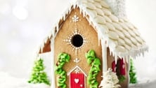 10 amazing gingerbread houses