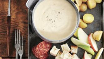 Cheddar gruyere fondue