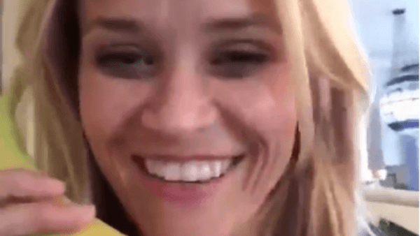 Reese Witherspoon lip syncing with her toddler: Bananaphone!