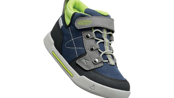 playground 13s size 7