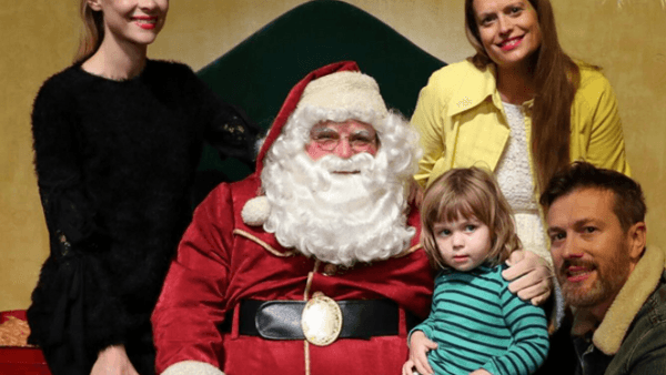 22 priceless photos of celebrity kids with Santa