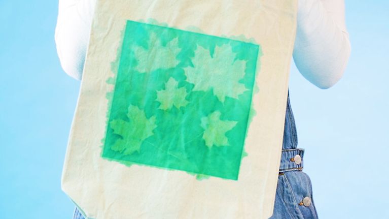 How to make a sun print tote bag