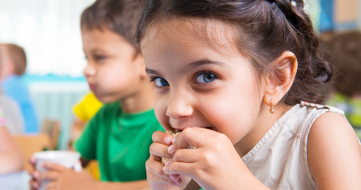 10 healthiest granola bars for kids Today's Parent