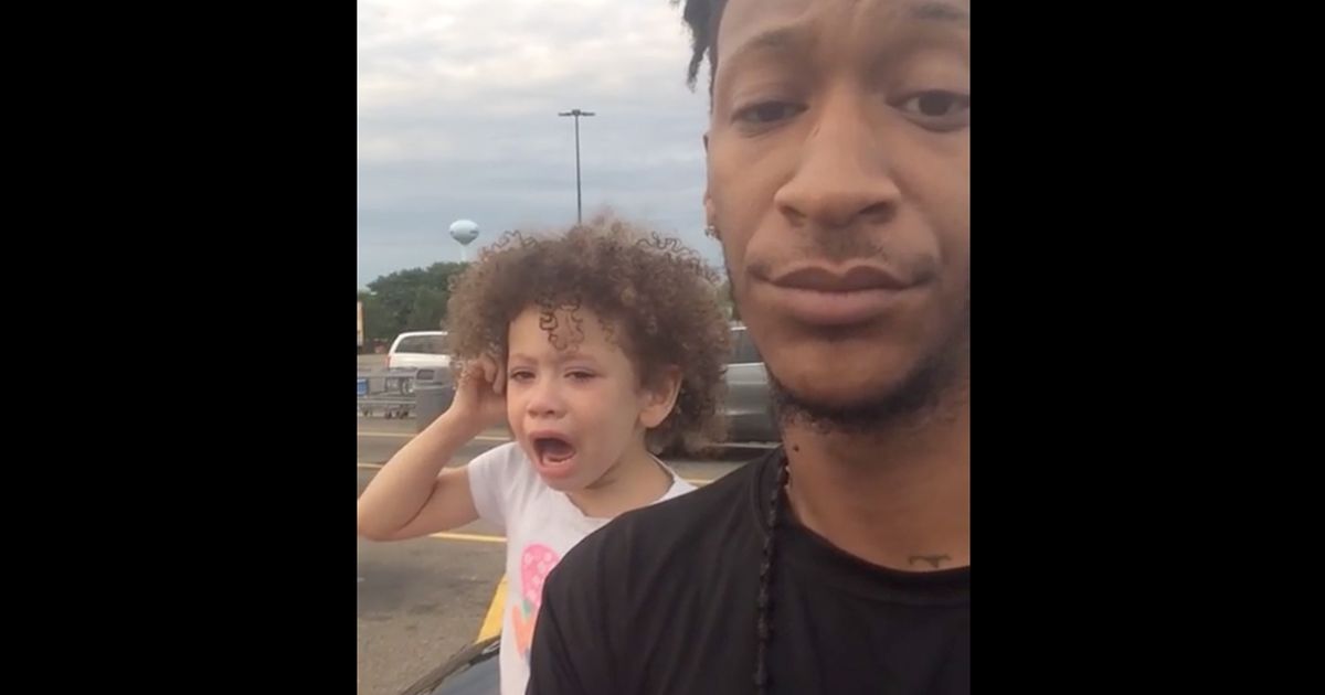 Watch this dad handle his daughter's Walmart tantrum Today's Parent