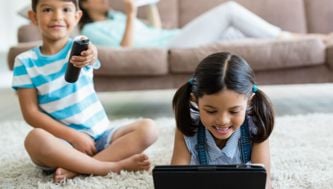 9 signs of screen addiction in kids