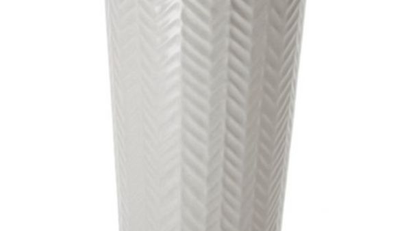 White textured tumbler