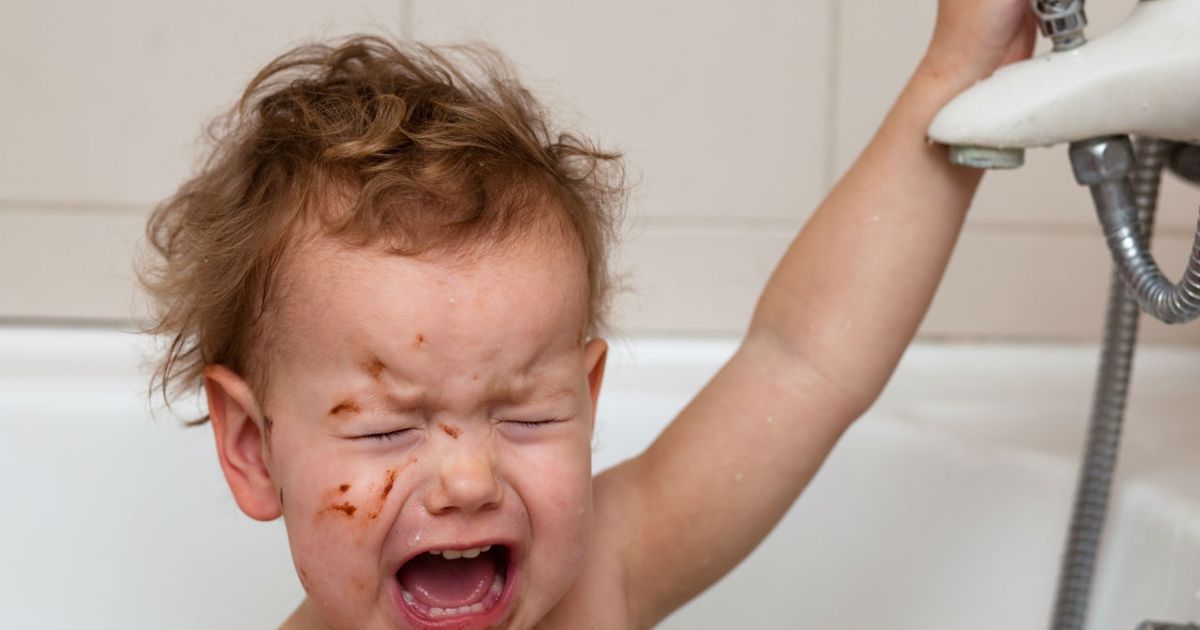 Why some kids hate the bath and what to do about it Today's Parent