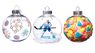 1 Christmas ball, 8 ways