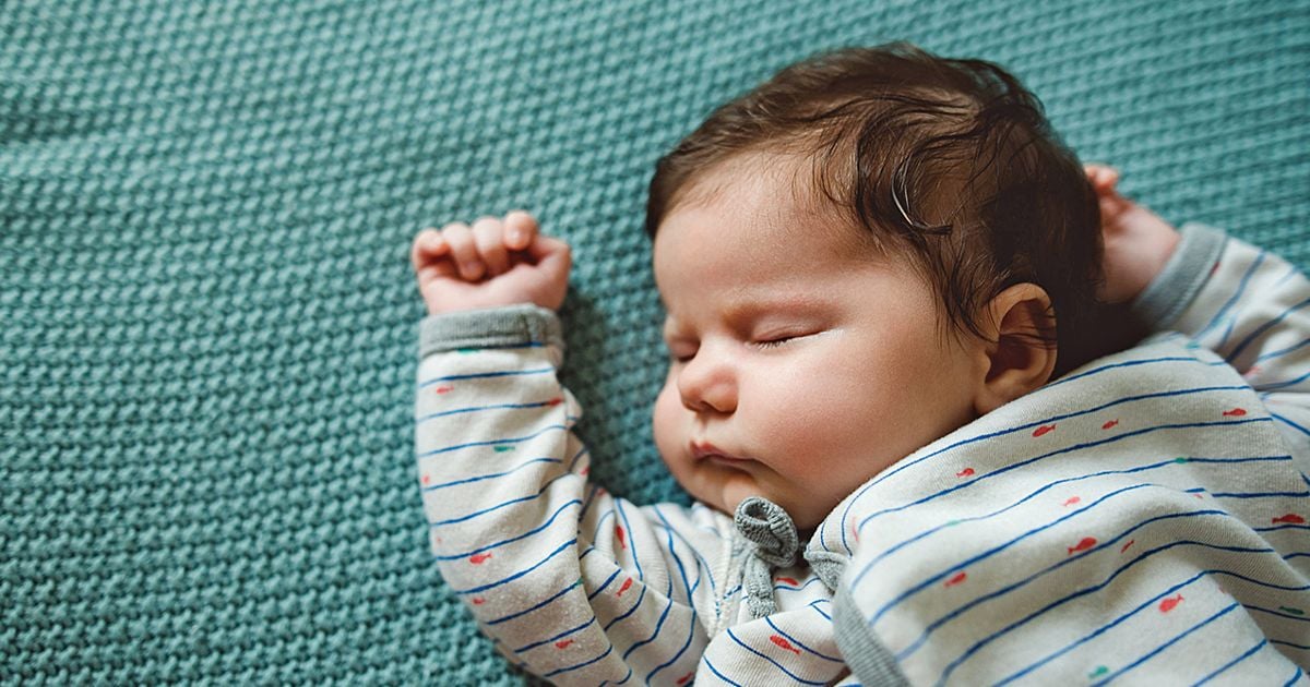 When to stop swaddling and how to do it Today's Parent