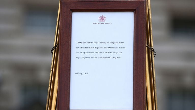 The Royal announcement outside of Buckingham Palace