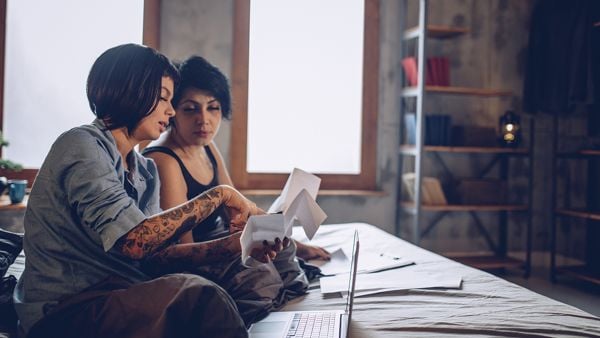 37 OF PARENTS WITH CHILDREN UNDER 18 HAVE NO LIFE INSURANCE visual data 3