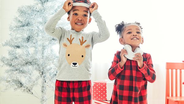 How to get iconic holiday photos at home