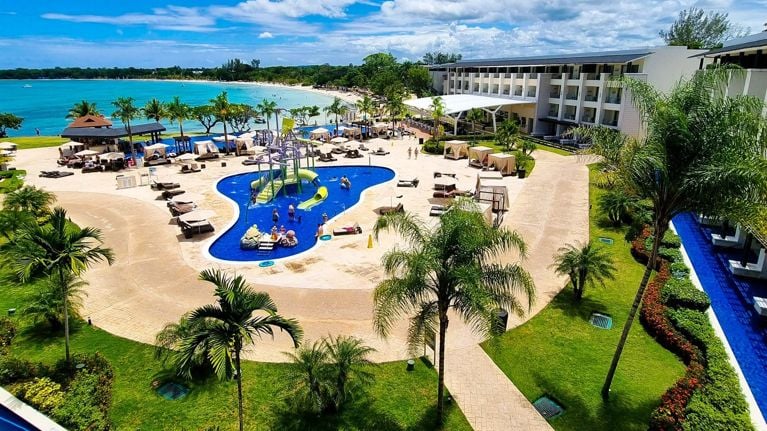 15 Best All-Inclusive Resorts For Families