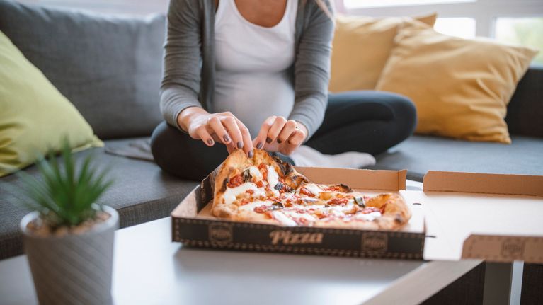 Can Pregnant Women Eat Pepperoni?