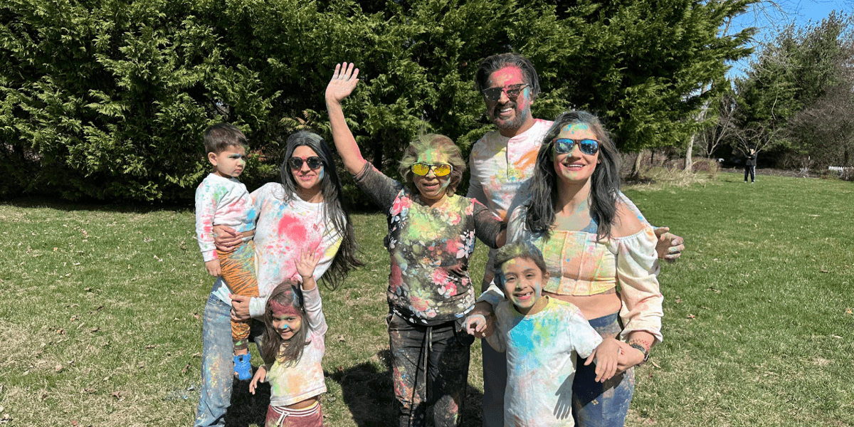 Colorful Ways to Celebrate Holi This Year - Vimarsana News