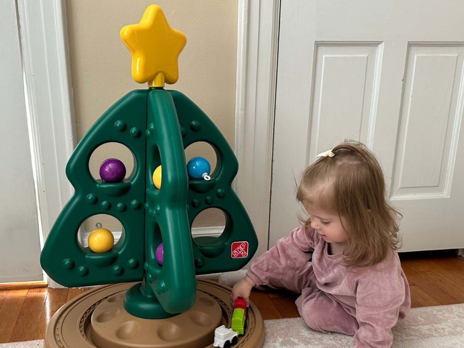 step2-my-first-christmas-tree-