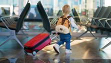 25 Ways To Keep Your Toddler Entertained During Long Flights