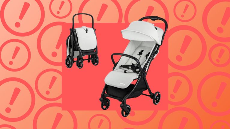 Lightweight white stroller shown folded and unfolded, displayed on a bright orange background with repeated exclamation mark icons.
