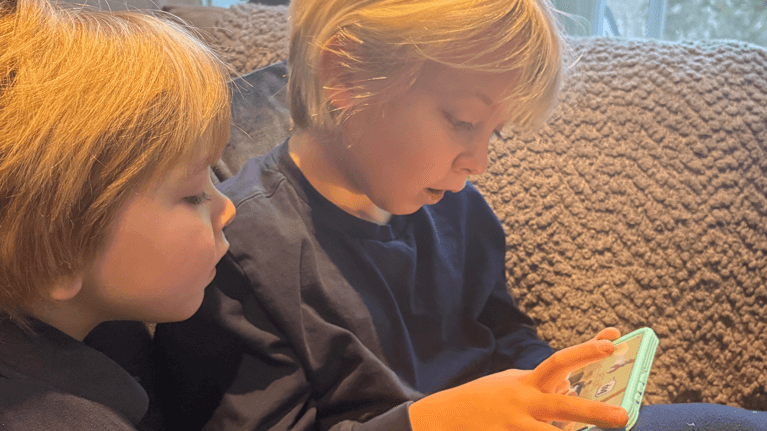 Is Superfonik Worth Downloading? A Mom of Two Puts It to the Test