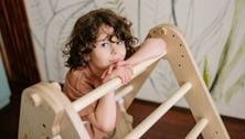 How To Raise Curious Kids In A World Designed To Distract Them