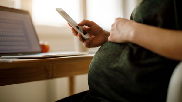 New Study Suggests Online Mental Health Support Can Help During Pregnancy And Postpartum