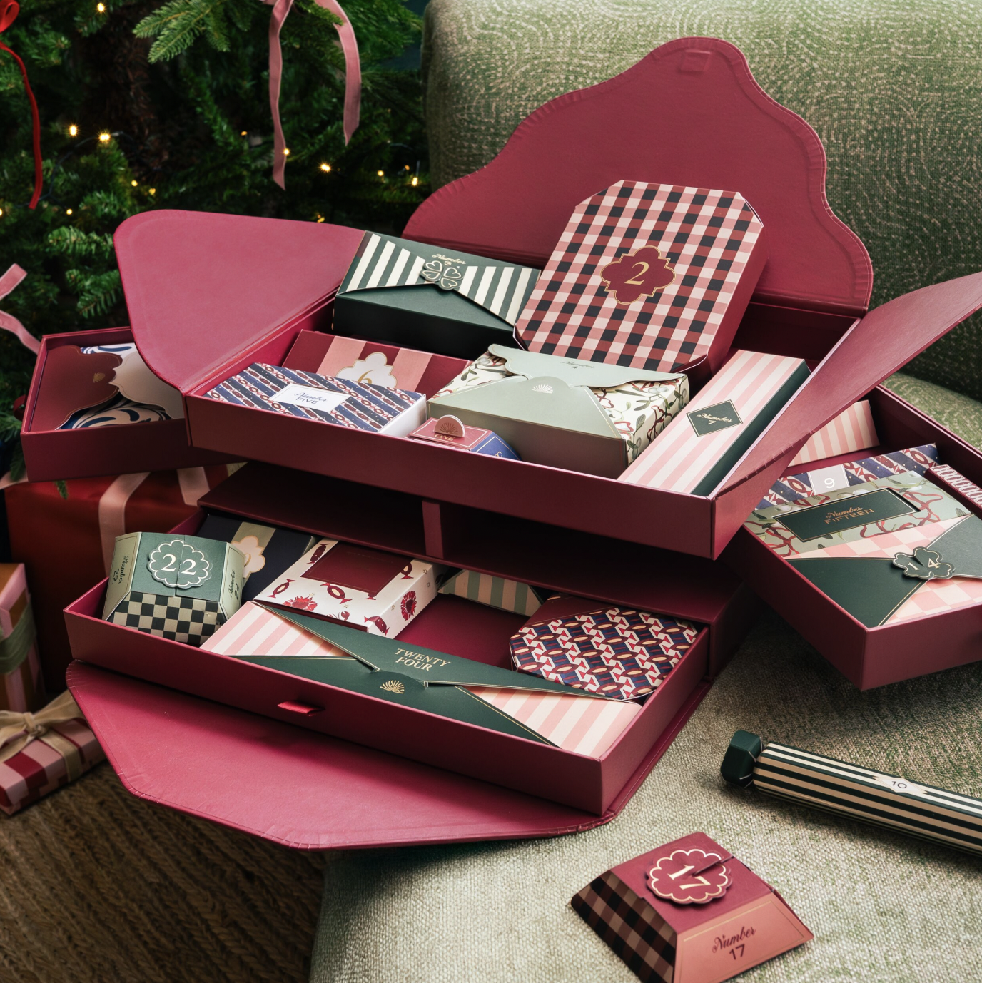 Papier 24 Doors of Desk Delights Advent Calendar